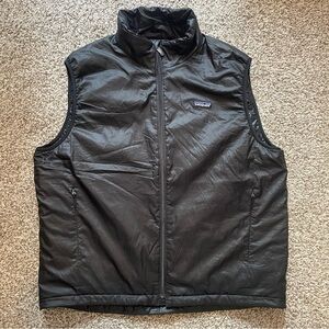 Patagonia Men's Black Quilted Vest